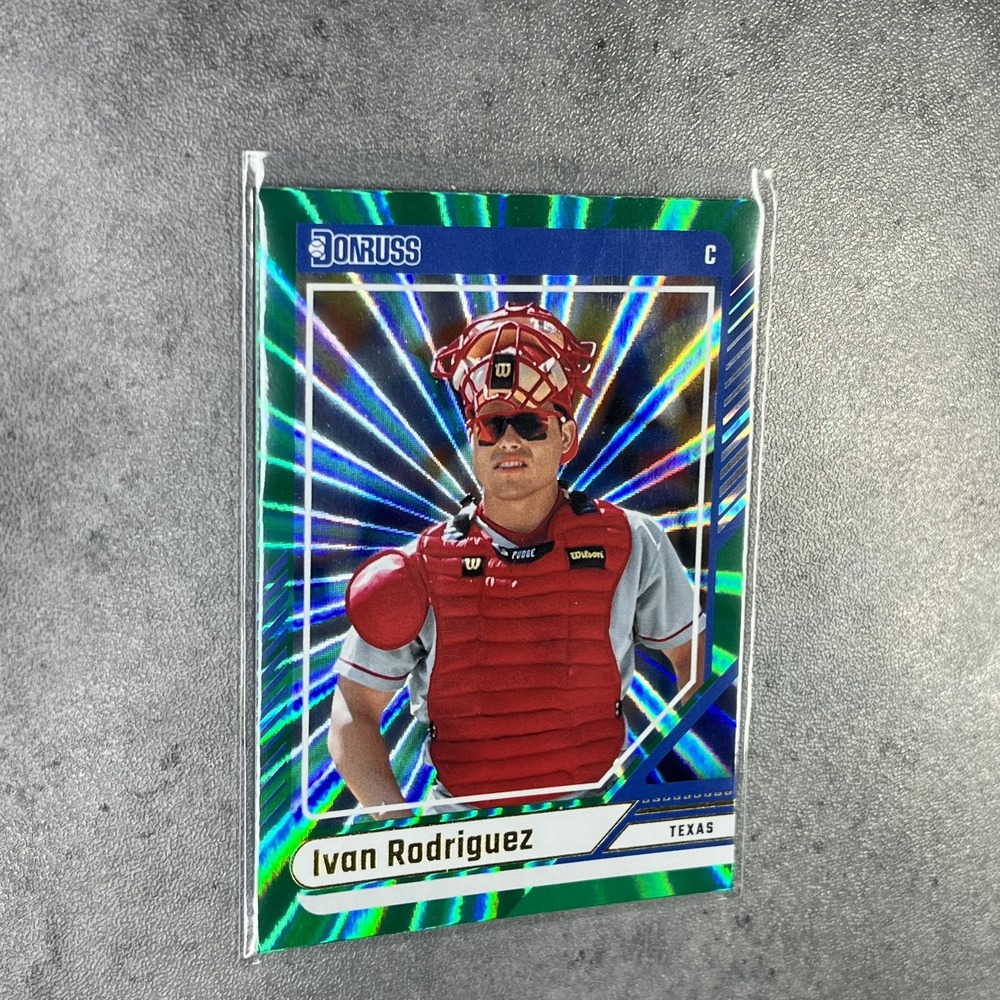2024 Panini Donruss - Ivan Rodriguez #35 Green Laser‎